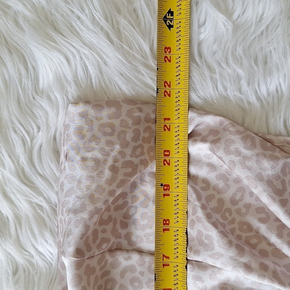 Lucy Paris Katia Leopard Twist Top - Blush - Picture 13 of 15